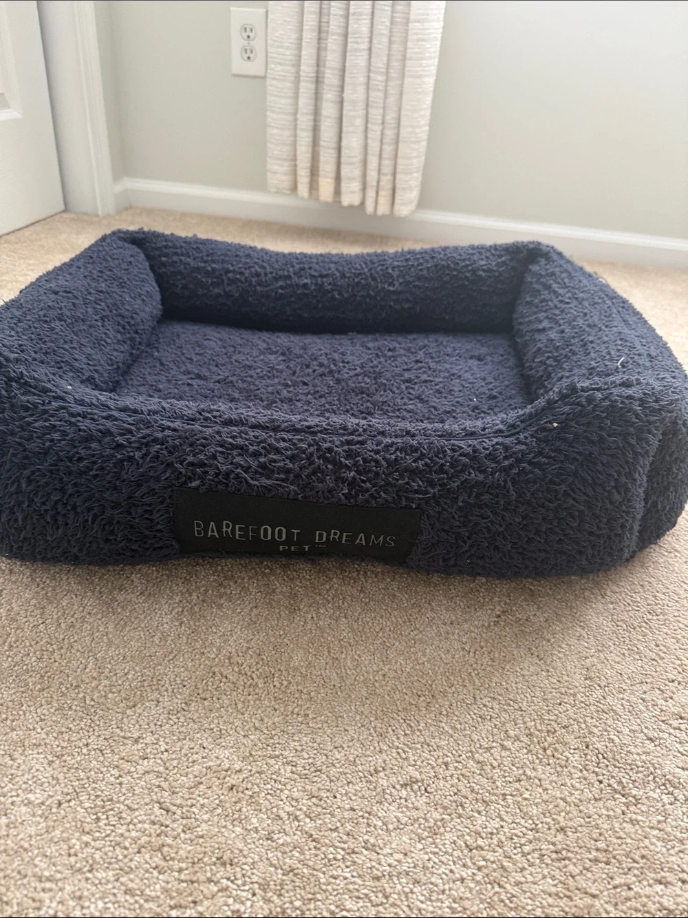Barefoot Dreams Plush Pet Bed in Navy